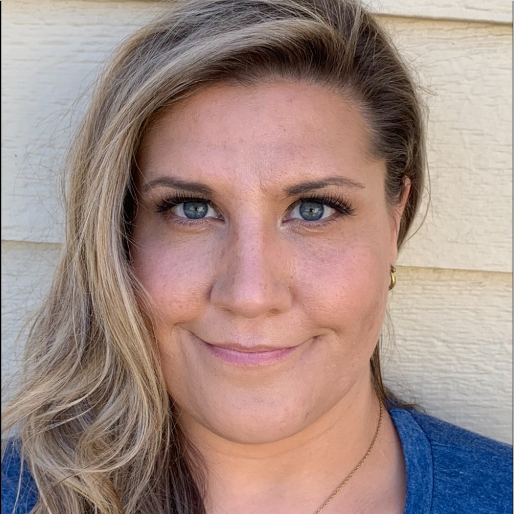 Meet your Posher, Cristina